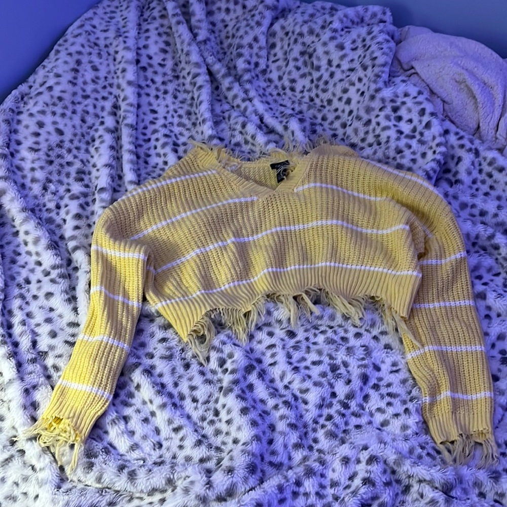 Yellow and white lined crop top, Brand: Rue 21, size XL